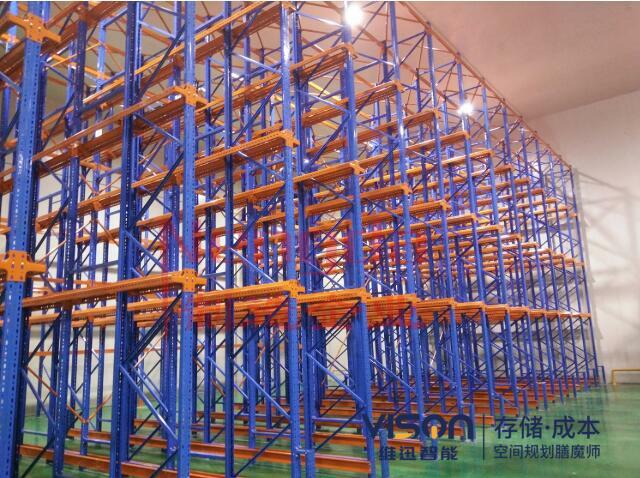 众所周知，横梁式货架是一种常见的仓储货架，也被广泛应用于企业仓储，有效为企业提高仓储效率和节省空间。