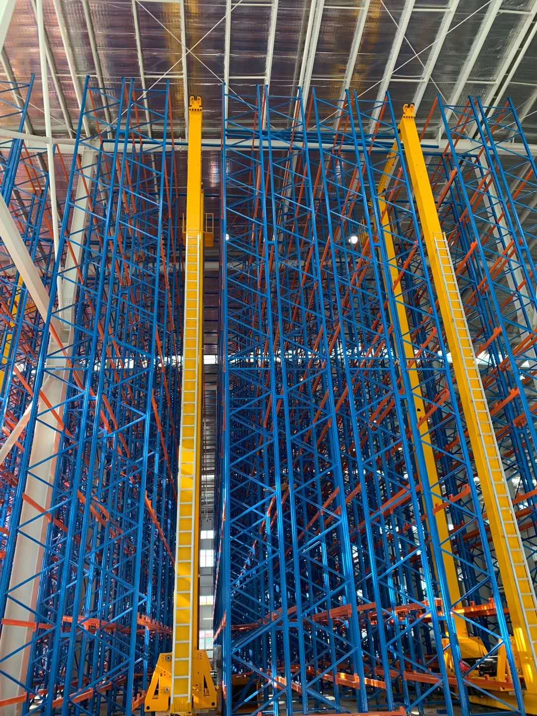 适配多行业需求，高位货架成为仓储升级核心选择